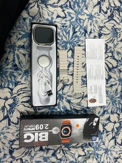 t900 ultra watch with charger and starp including the box