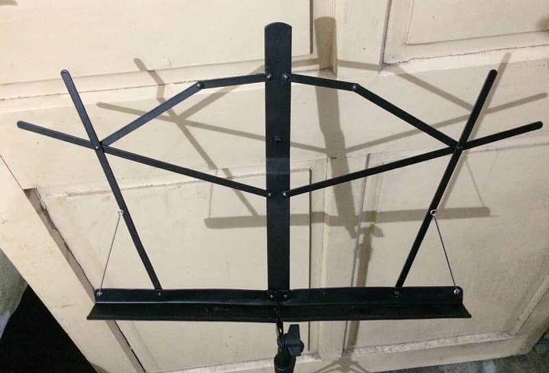 notation stand , music stand 1