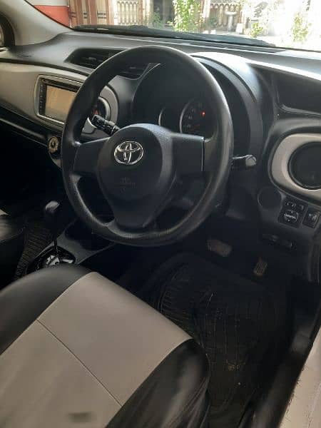 Toyota Vitz 2012 7