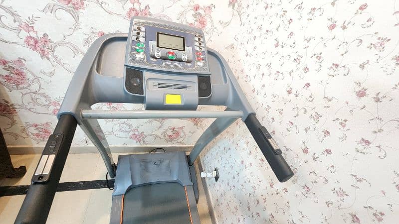 An Almost New Treadmill Machine 3