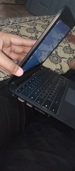 HP Chromebook 11 G4 (windows 10)