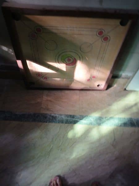 carrom board with all accessories 0
