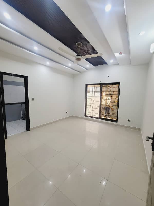 10 Marla House For Sale In Jasmine Block Sector C Bahria Town Lahore 7