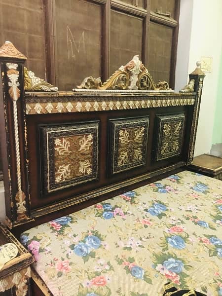 Double bed king size 4