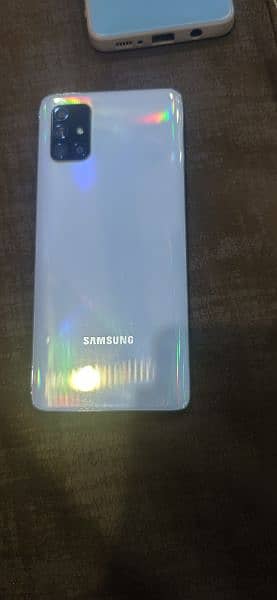 Samsung Galaxy A71 8/128 6