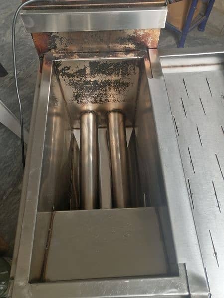 16Ltr FRYER FOR SALE with Sizzling and Baskets 2