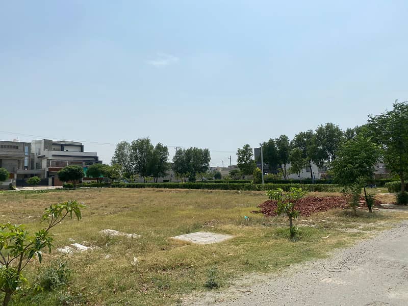 1 Kanal Almost Facing Park Plot For Sale In Engineers Town (IEP) Sector "A" Deffence Road Lahore 5