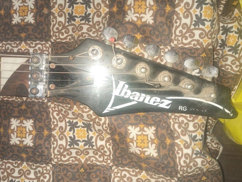 Ibanez impoted guitar little bit used but in gud condition 4