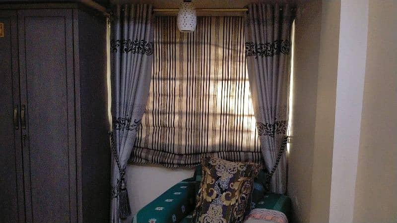4ft ki 2 curtains or 5 ft ki 1 or 6ft ki 1 curtains use mai hai 2