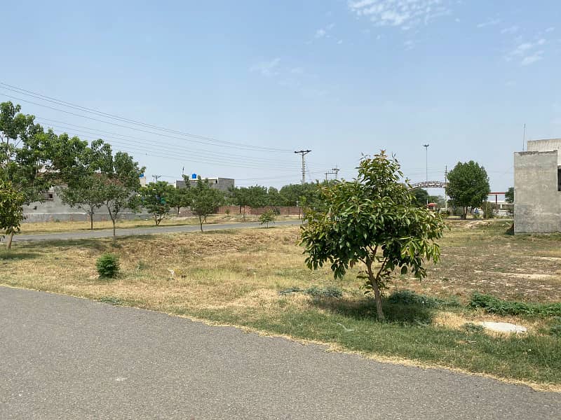 10 Marla Plot For Sale In Engineers Town (IEP) Sector "A" Deffence Road Lahore 14