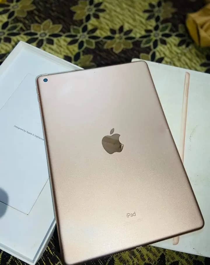 Apple iPad (8 generation) used for sell 7