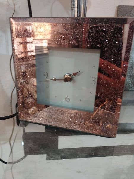 glass imported table clock 0