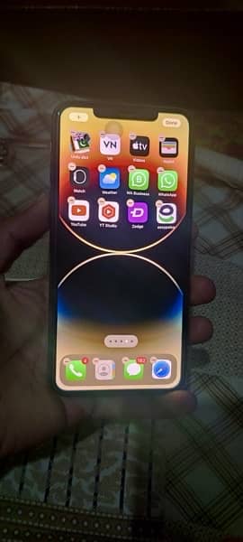 Iphone 11 pro max 256gb PTA approved 4