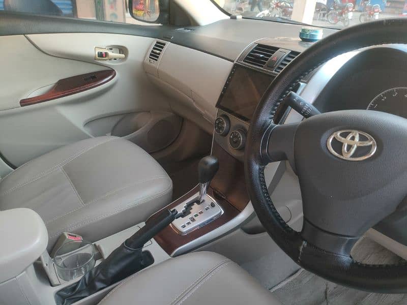 Toyota Corolla Gli 1.6 Automatic 10