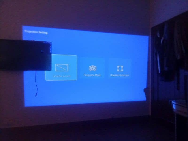 Magcubic HY300 Freestyle Projector with WiFi and Bluetooth 3