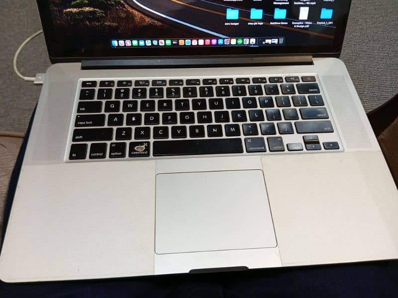 MacBook Pro 2015, 15-inch Retina Display, 16GB RAM, 2GB Graphics Card 1