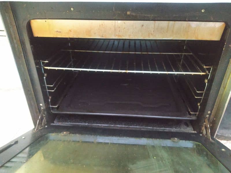 Cooking range with 3 burners for sale 4