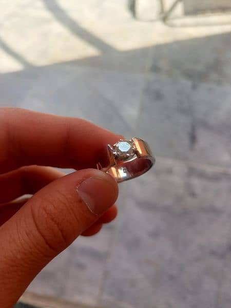 Big Size Diamond 1 karat weight. Diamond Ring With Full Luster . 2
