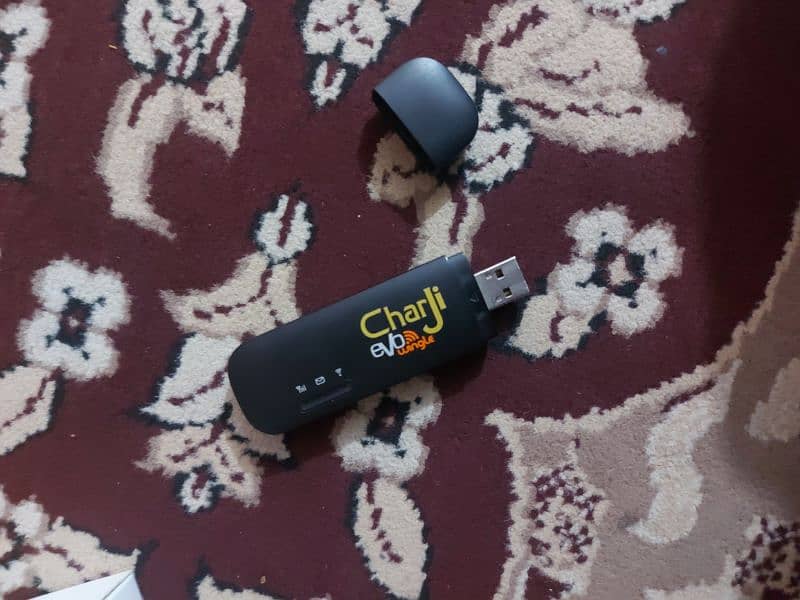 PTCL CHARJI EVO WINGLE 4G ARE FOR SALE IN GOOD CONDITION 4