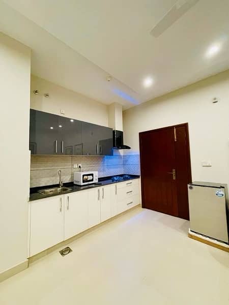 1 Bed Luxury furnished 6