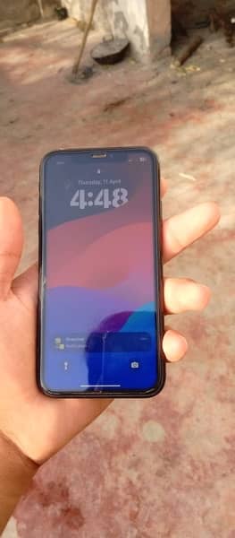 Iphone XR  10/10 condition Non PTA 1