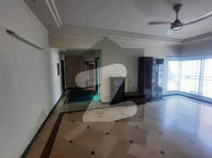 Centrally Located Upper Portion In DHA Phase 2 Is Available For Rent 0