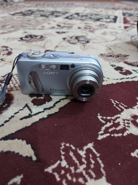 SONY CYBERSHOT DSC P8 3.2 MEGAPIXEL CAMERA ORIGINAL JAPANI  FOR SALE 3