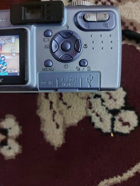 SONY CYBERSHOT DSC P8 3.2 MEGAPIXEL CAMERA ORIGINAL JAPANI  FOR SALE 6