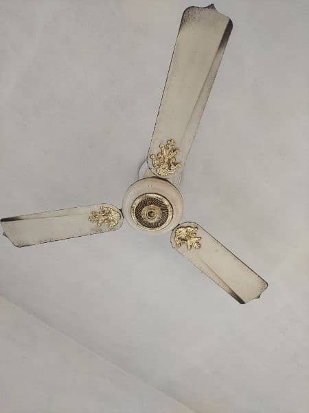 5 celling fan in best condition coper winding sale in Fatehjang city 3