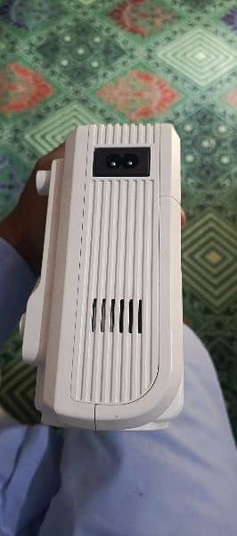 brand new portable projector in very cheap price 4