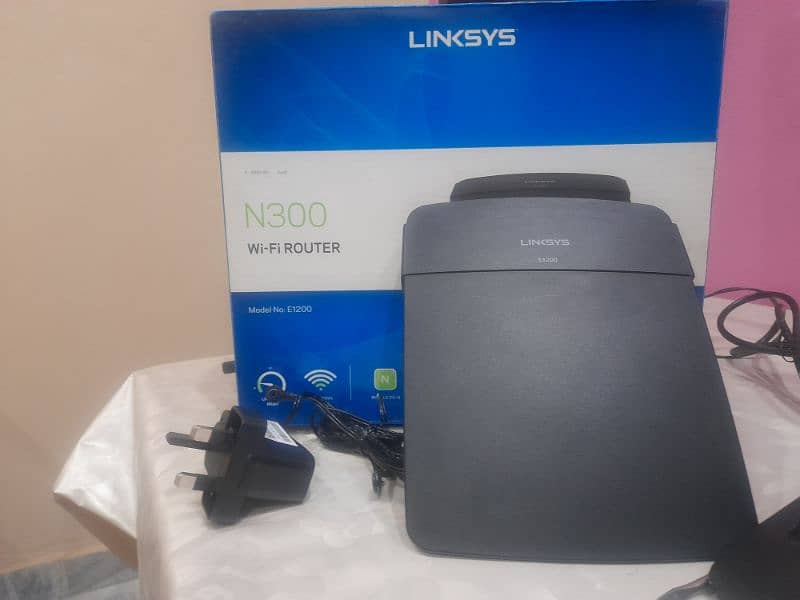 linksys E1200 wifi routers 0