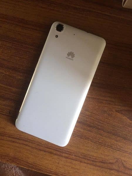 HUAWEI Y6. . 2GB/16GB 2