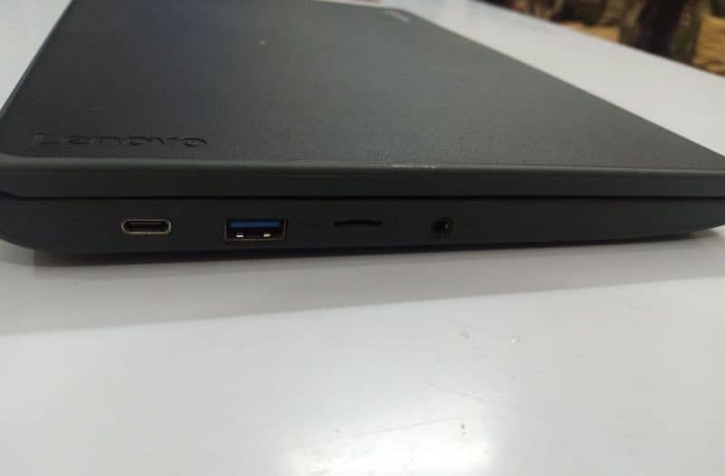 Lenovo Chromebook 4