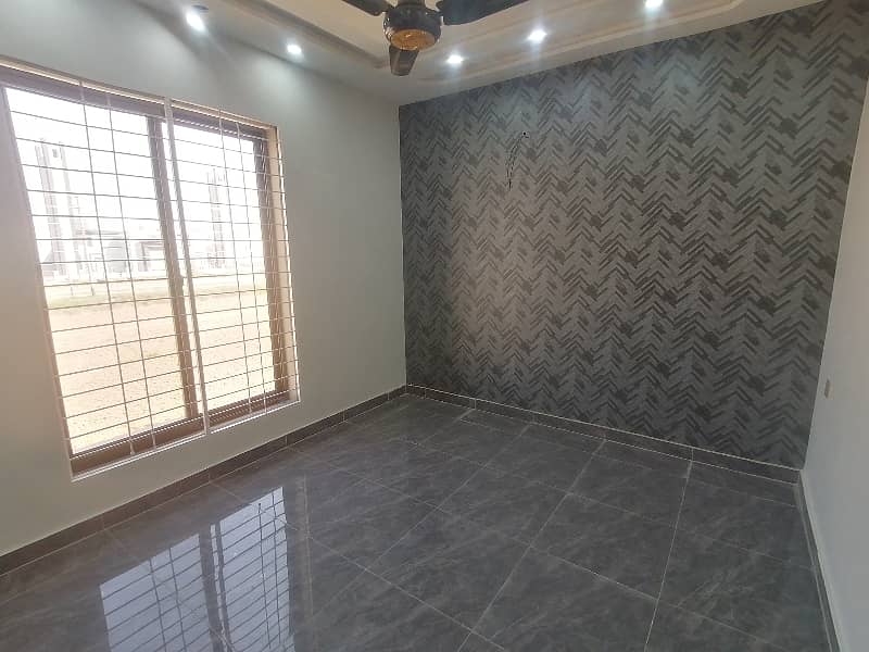 Spacious Prime Location House Is Available In Garden Town For rent 4