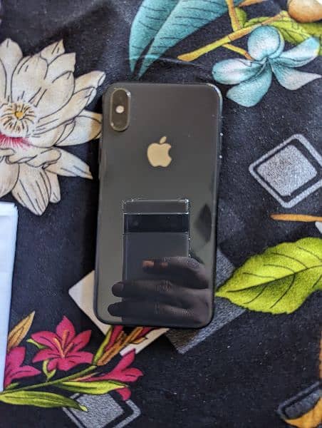 Iphone xs 64gb Pta approved 1