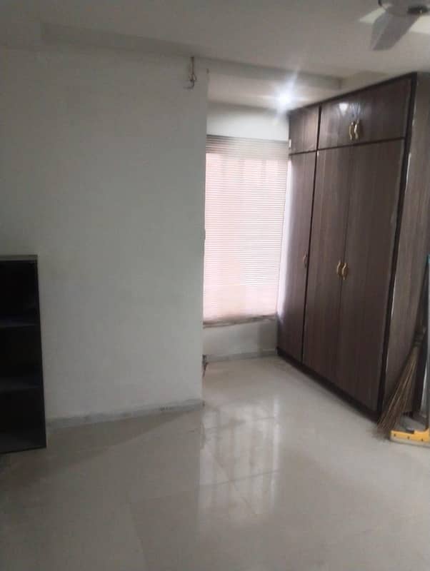 Neat and clean 2 bed apartment 6
