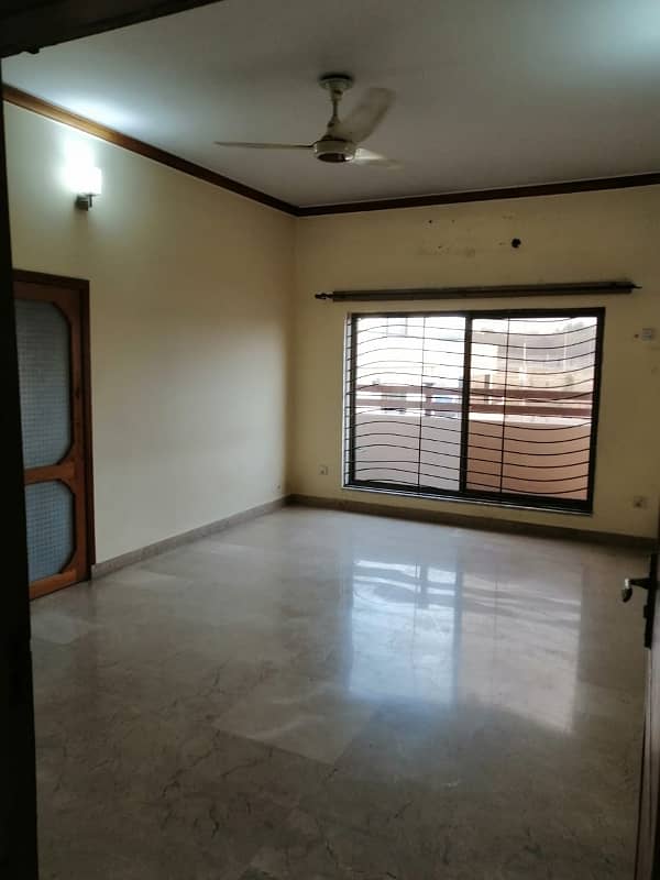 Beutiful neat & clean portion for rent 20
