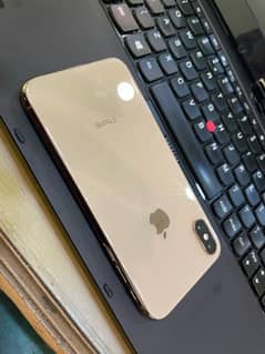 Apple i phone Xs 64 gb pta approved