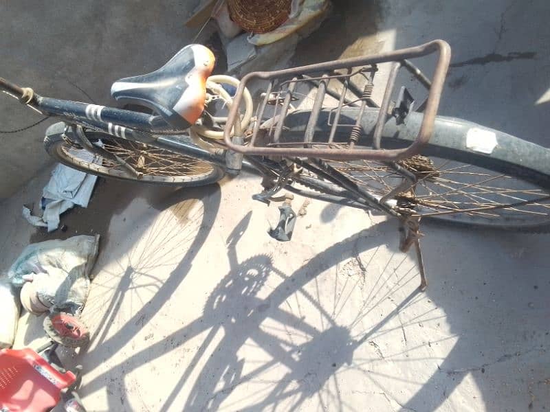 Bicycle for sale good condition 6