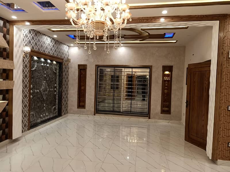 5 Marla Like Brand New House Available For Sale In Bahria Town Lahore. 4