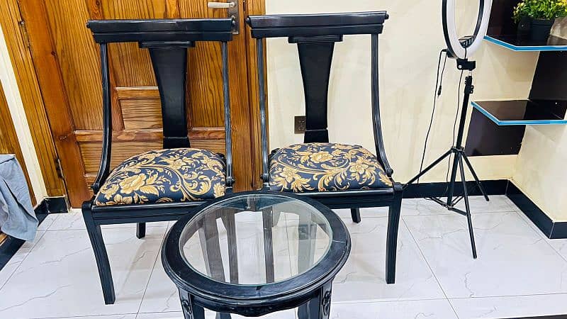 2 chair 1 Table for Sale 3