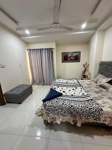 One Bed Appartment Available For Rent Daily weekly Basis 3