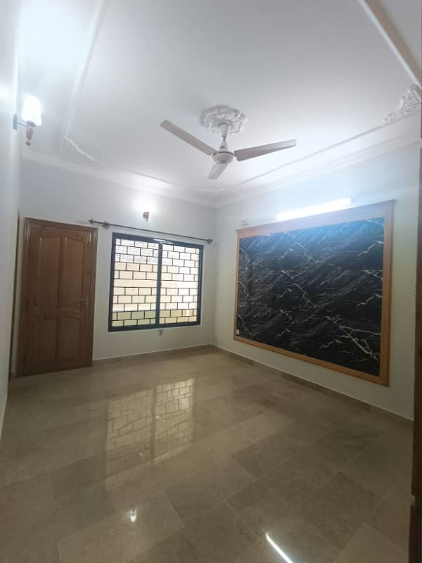 30x60,Triple Story House for Sale with 6 bedrooms in G-13, Islamabad 7
