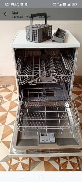 Dish washer machine condition like new 4