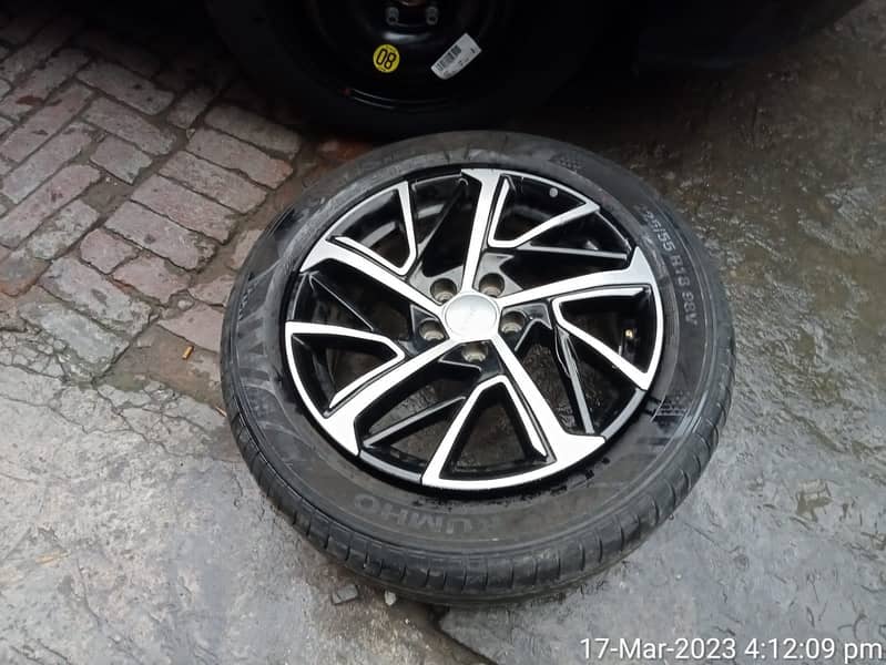 Honda City Light & Bonnet, Door, Tyres 12