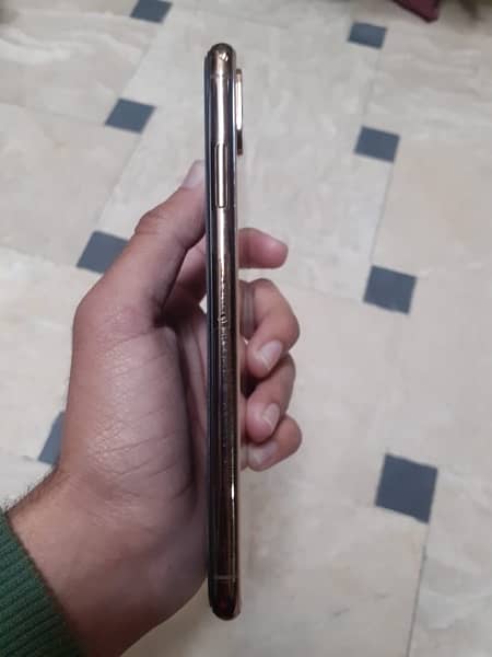 I phone Xs max pta Approved 6