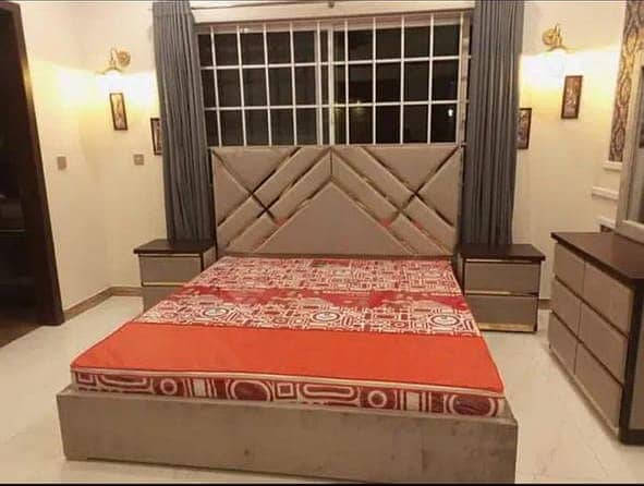 Bed Dressing and sit tables for sale 5