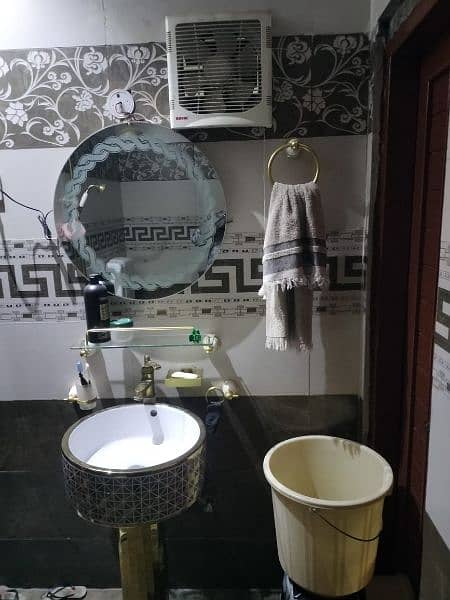 10 Marla beautiful house neat n clean near metro station shahdara 19