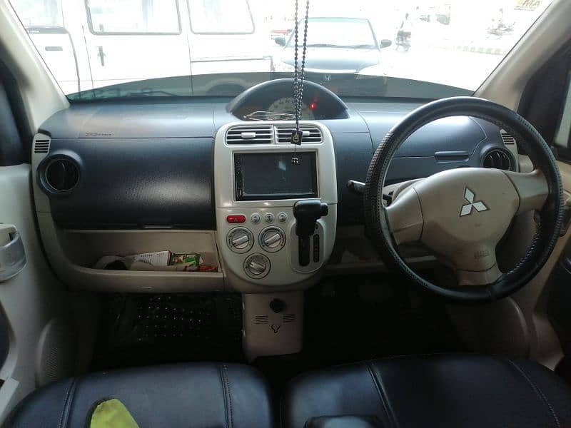 Mitsubishi Ek Wagon 2012 0