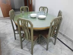 Round Table 5x5 with 6 wood chairs
